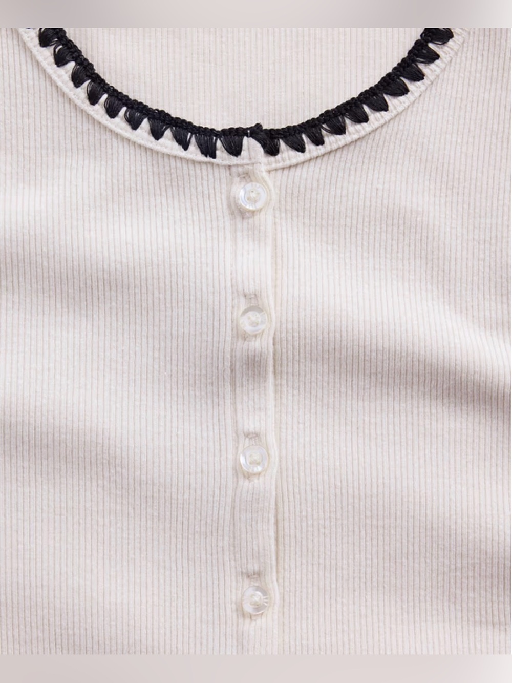 Modern Rib Button front crew tshirt, Medium - Picture 2 of 8